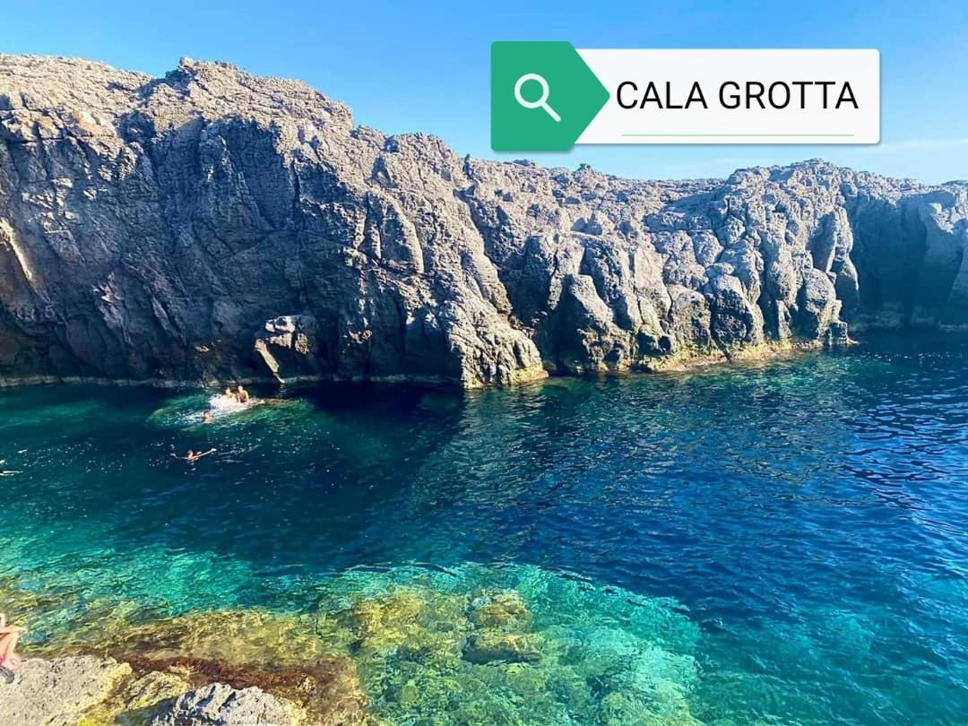 La Conchiglia Daire SantʼAntìoco Dış mekan fotoğraf